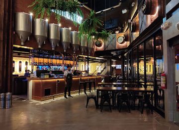 ecuador/manta/bar/taproom-latitud-cero-manta