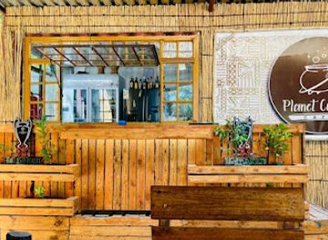 botswana/okavango-delta/bar/planet-culture-cafe