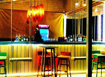 vietnam/quy-nhon/bar/tropical-casa-cocktail-bar