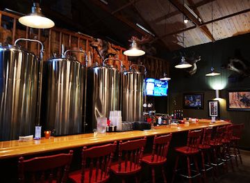 Tahquamenon Falls Brewery & Pub