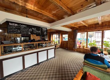 nepal/namche-bazaar/bar/eat-smart