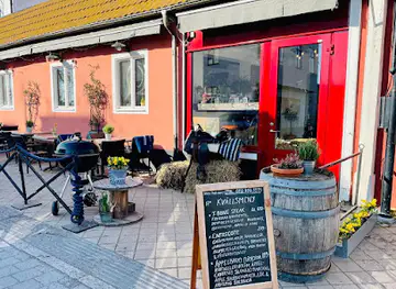 The Red Door Saloon