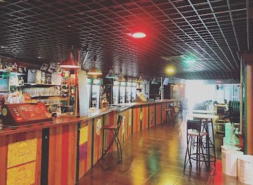 france/toulouse/compans-caffarelli/bar/v-and-b-toulouse-reflets-compans