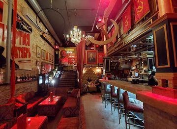 canada/toronto/downtown-toronto/bar/pravda-vodka-bar