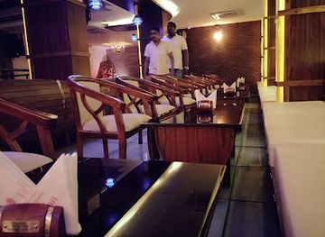 india/odisha/bar/live-it-up-club-bar-and-restaurant