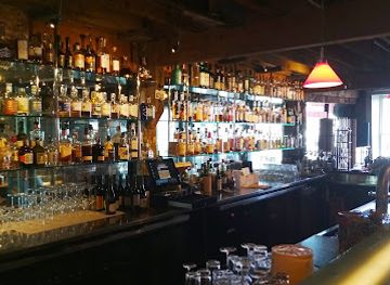 australia/tasmania/bar/ixl-long-bar