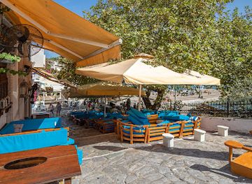 greece/skiathos/bar/rock-n-roll-cafe