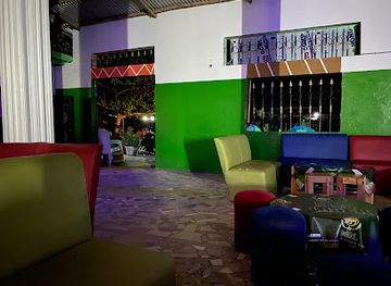 benin/ouidah/bar/negoce-club