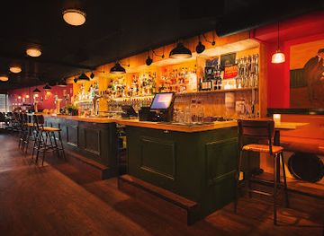 norway/bryggen-bergen/bar/vinyl-plater-ol