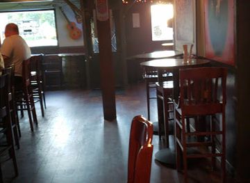 massachusetts/norfolk-county/bar/public-house
