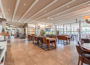 netherlands/ijsselmeer-polders/bar/haje-hotel-restaurant-de-lepelaar