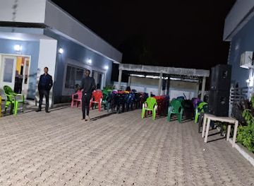 guinea/faranah-region/bar/restaurant-tanti-rose