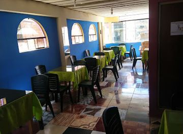 peru/ancash/bar/4-patas