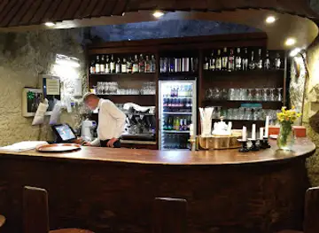 RESTAURACE SKÁLA