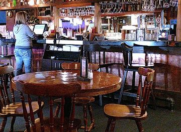 idaho/shoshone-falls/bar/cove-of-twin-falls