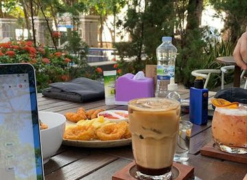 somalia/awdal/bar/happy-drinks