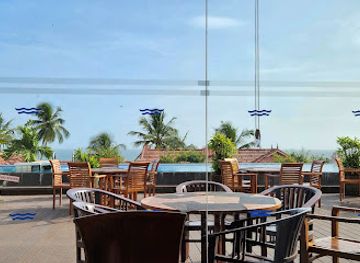 india/kovalam/bar/catamaran