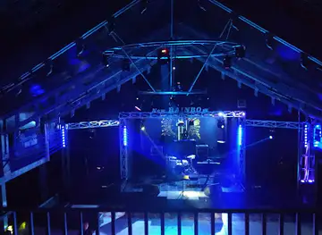 New Rainbow Club & Karaoke