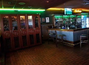 illinois/ferne-clyffe-state-park/bar/20-s-hideout-steakhouse