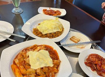 brunei/bandar-seri-begawan/kiulap/bar/koryo-restaurant