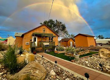 utah/grand-staircase-escalante-national-monument/bar/circle-d-motel