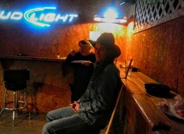 oklahoma/ouachita-national-forest/bar/jim-s-red-barn