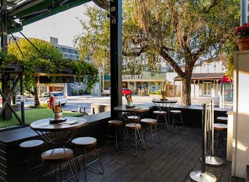 australia/brisbane/fortitude-valley/bar/at-sixes-and-sevens