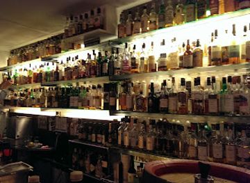 switzerland/geneva/carouge/bar/whiskies-hors-standards