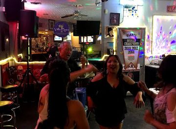 california/redwood-city/bar/villa-roma