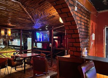 rwanda/kigali/kimihurura/bar/sundowner