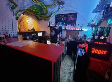 estonia/tallinn/bar/whatever-bar