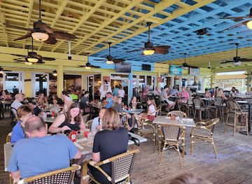 florida/fort-myers/fort-myers-beach/bar/sunset-beach-tropical-grill-and-the-playmore-tiki-bar