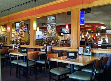 massachusetts/franklin-county/bar/applebee-s-grill-bar