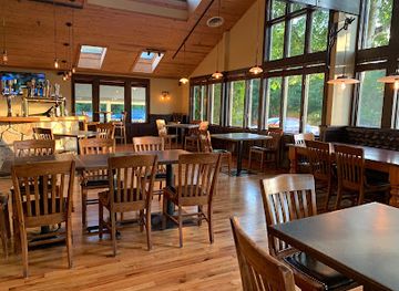 vermont/emerald-lake-state-park/bar/raven-s-den-steakhouse-and-taproom