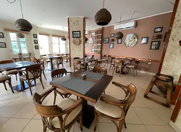 Jaz Restaurant & Bar