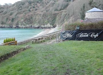 guernsey/fermain-bay/bar/the-beach-cafe
