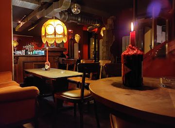 germany/saxony/bar/little-creatures