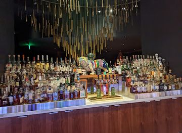 washington/bellevue/meydenbauer-bay/bar/civility-unrest