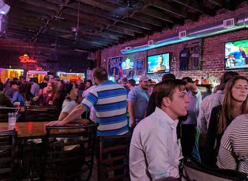 tennessee/knoxville/old-city/bar/wagon-wheel