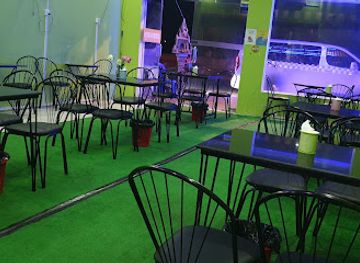 cambodia/svay-rieng/bar/old-friends-cocktails-mini-bar