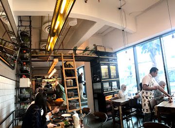 kuwait/kuwait-city/hawally/bar/lunch-room-hawally