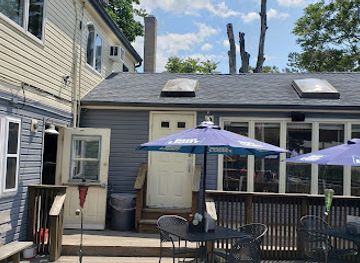 new-york/the-hamptons/bar/the-station-bar