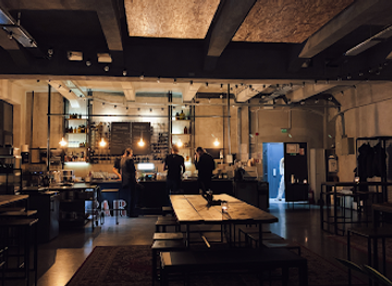 romania/bucharest/bar/fix-me-a-drink