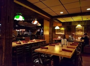 vermont/killington/bar/wobbly-barn