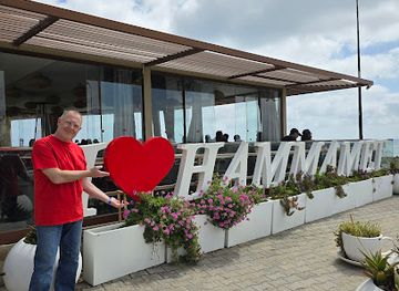 tunisia/hammamet/bar/b-the-bartender