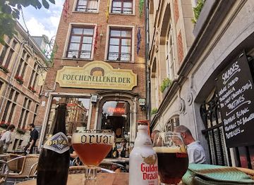 belgium/flemish-ardennes/bar/poechenellekelder