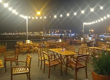 paraguay/itapua-plains/bar/portobello-pasta-birra