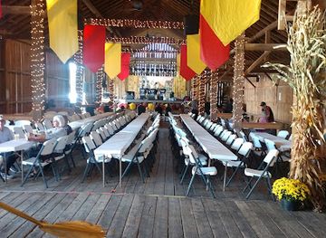 iowa/amana-colonies/bar/amana-festhalle-barn