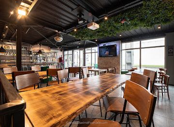 france/midi-pyrenees/bar/le-plan-b