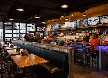 colorado/rocky-mountains/bar/rocky-mountain-tap-garden